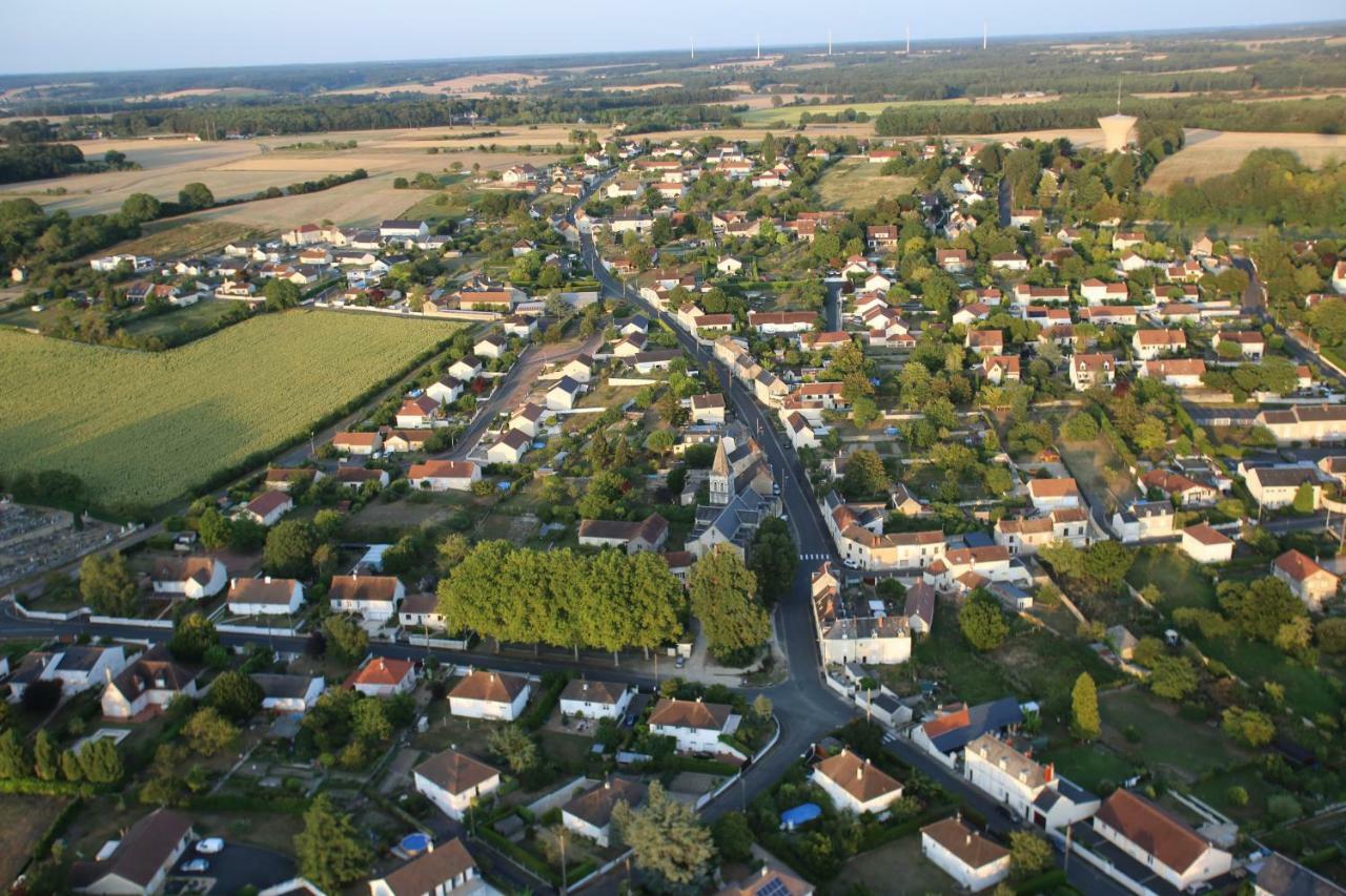 Gite Montgolfiere 6 Personnes Chatellerault Ngoại thất bức ảnh